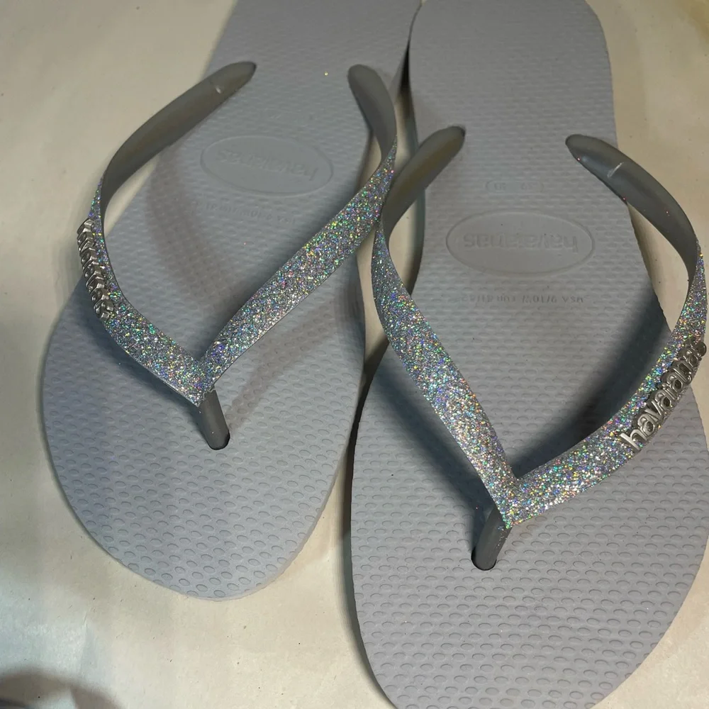 Havaianas Slim Silver Glitter Flip Flops - Picture 3 of 3